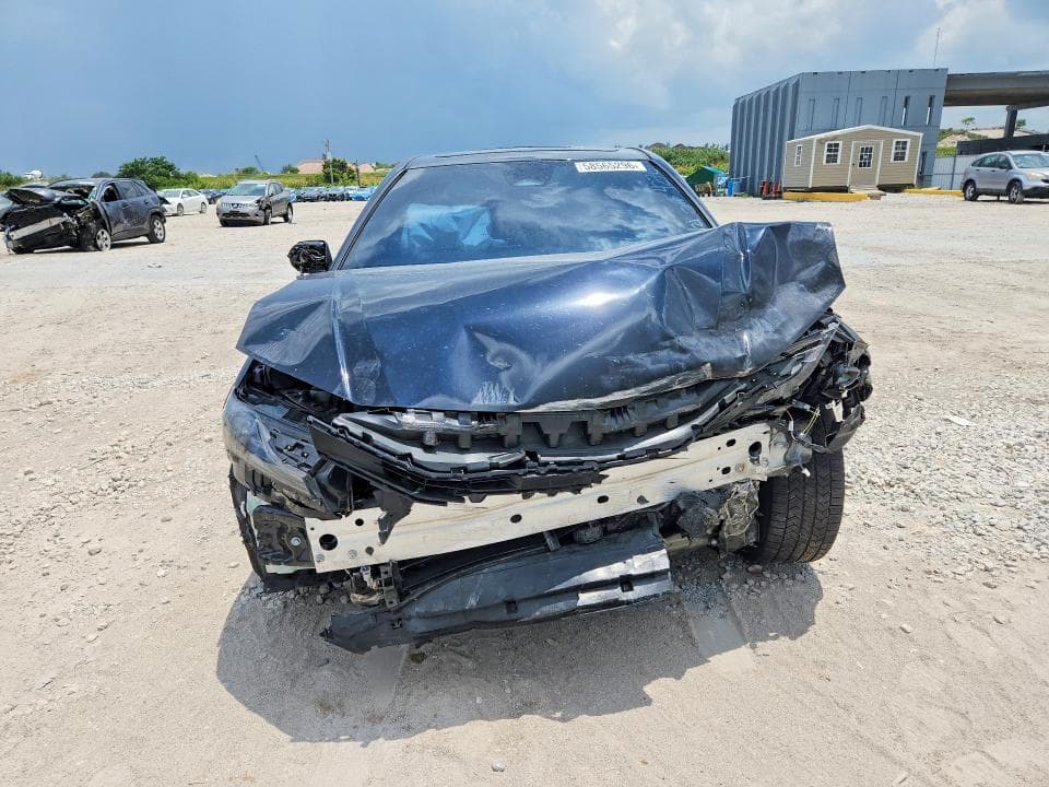 2025 TOYOTA CAMRY SE 5