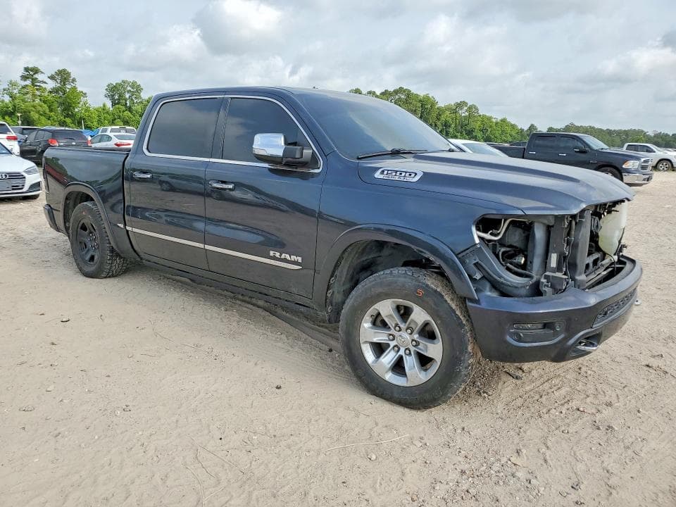 2019 RAM 1500 LIMITED 4