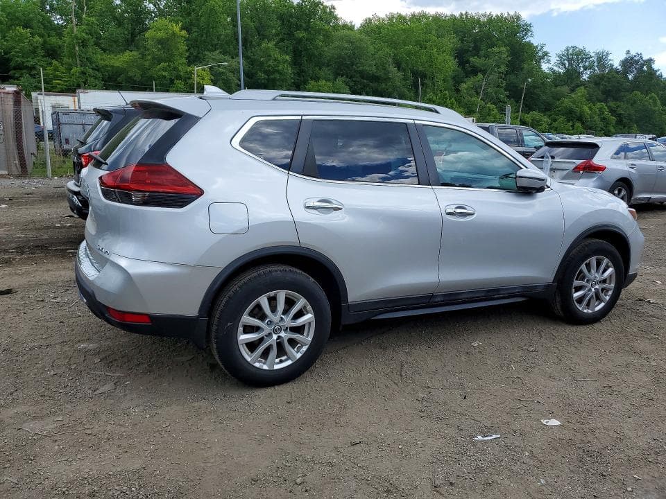 2018 NISSAN ROGUE SV 3