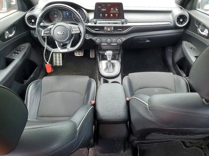 2021 KIA FORTE GT LINE 8
