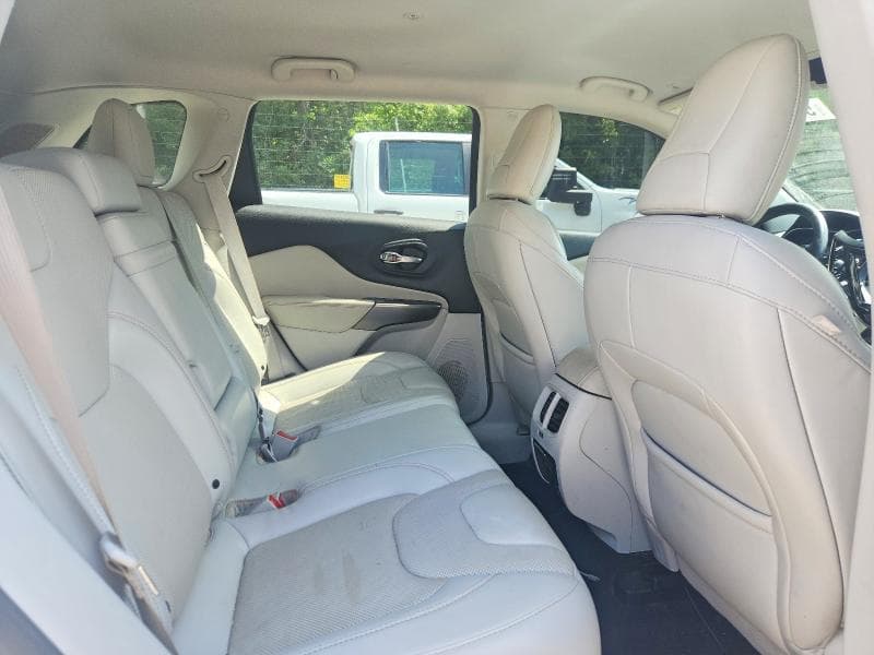 2019 JEEP CHEROKEE LIMITED 11