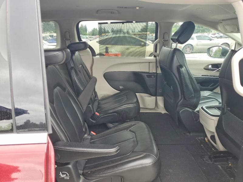 2021 CHRYSLER VOYAGER LXI 11