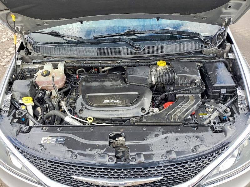 2017 CHRYSLER PACIFICA LX 12
