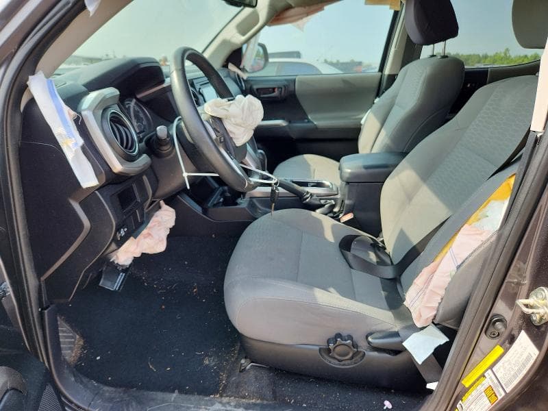 2017 TOYOTA TACOMA SR5 V6 7