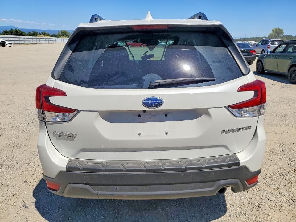 2023 SUBARU FORESTER LIMITED 6