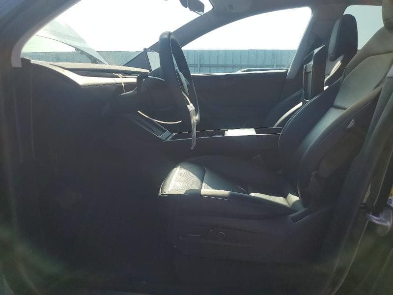 2026 TESLA MODEL Y 7