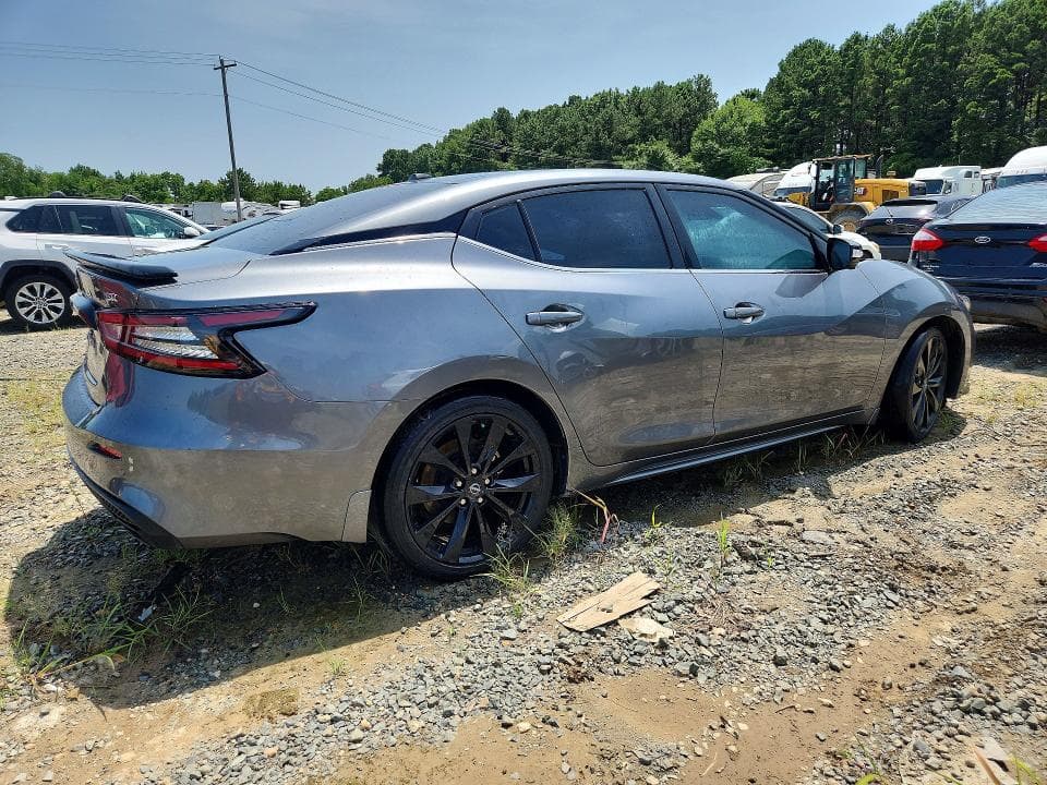 2023 NISSAN MAXIMA SR 3