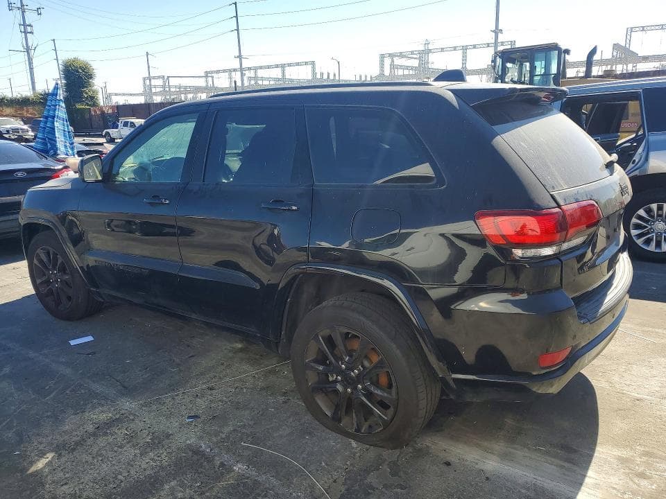 2022 JEEP GAND CHERO 2