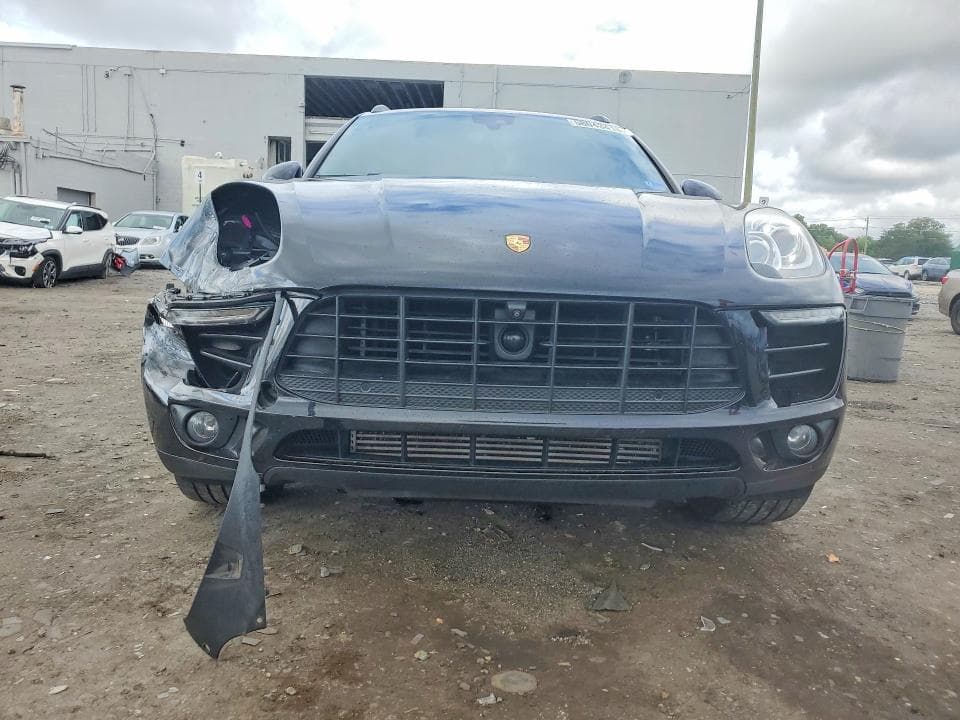 2018 PORSCHE MACAN 5