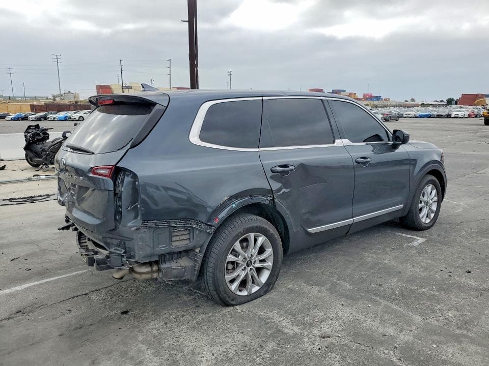 2020 KIA TELLURIDE LX 3