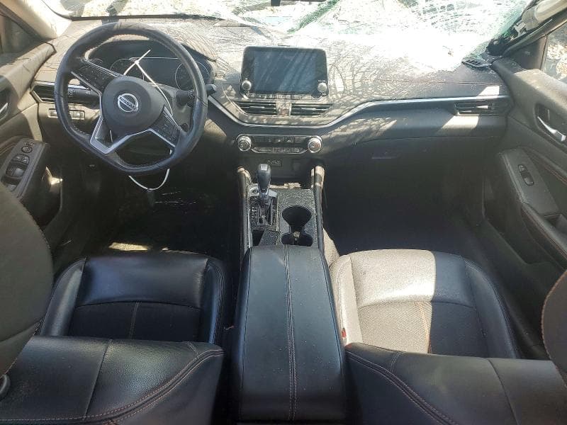 2021 NISSAN ALTIMA SR 8