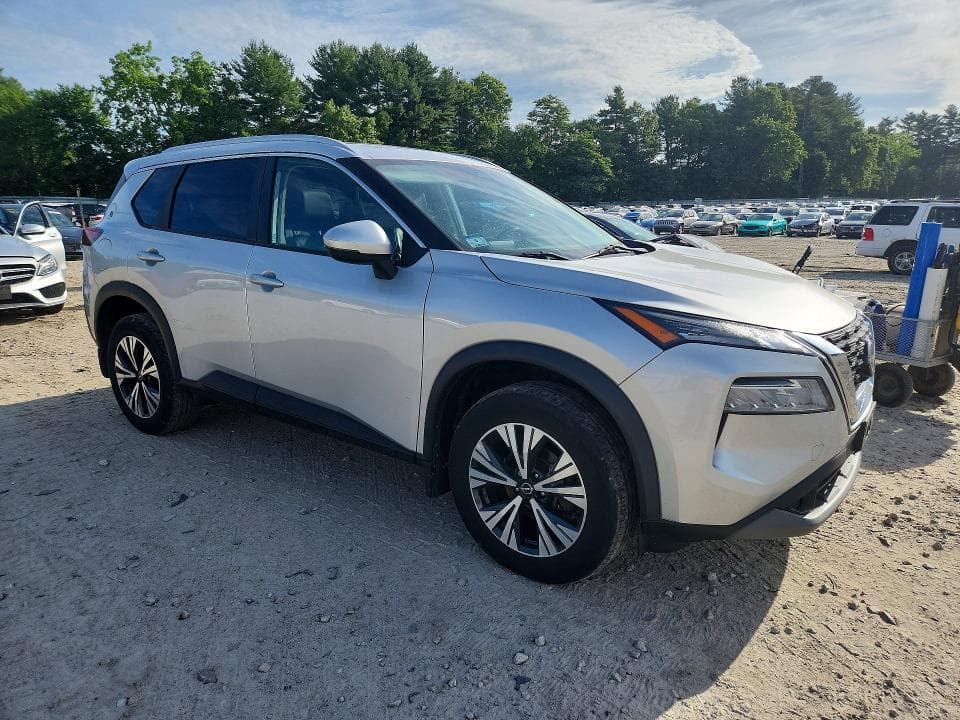 2022 NISSAN ROGUE SV 4