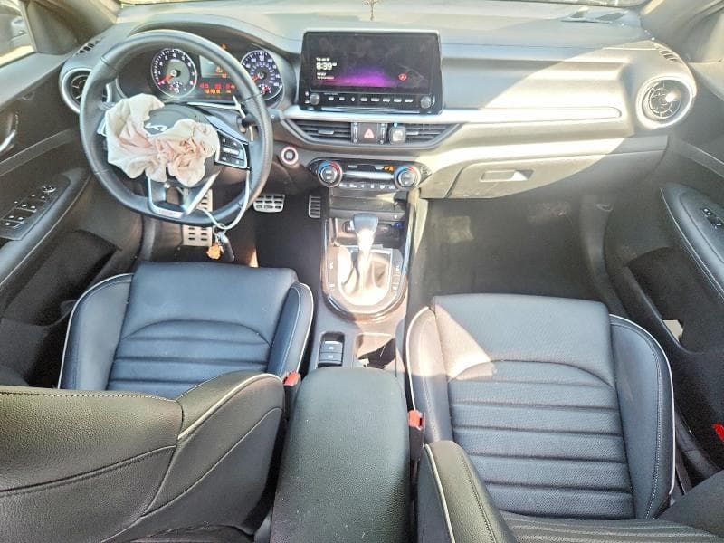 2024 KIA FORTE GT LINE 8