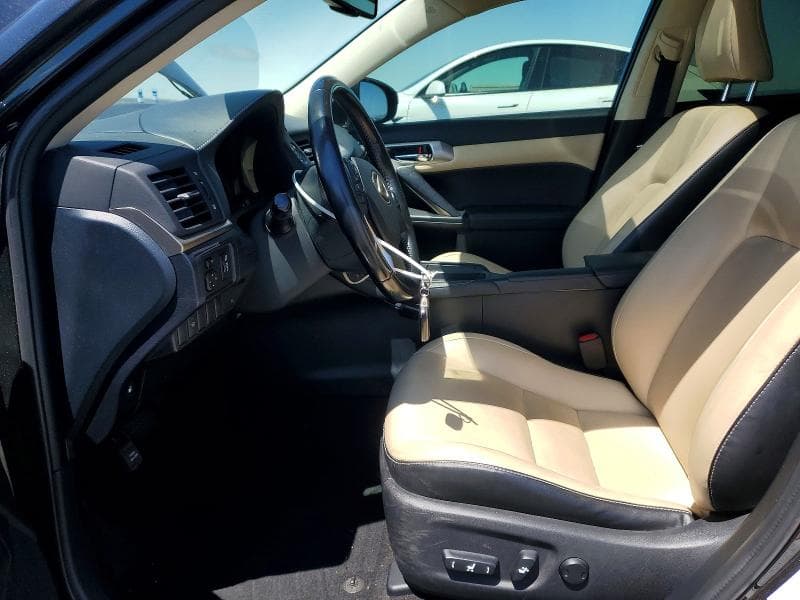 2017 LEXUS CT 200 7