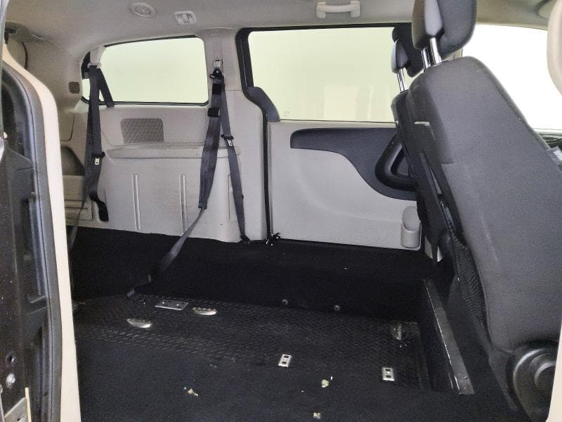 2020 DODGE GRAND CARAVAN SE 11