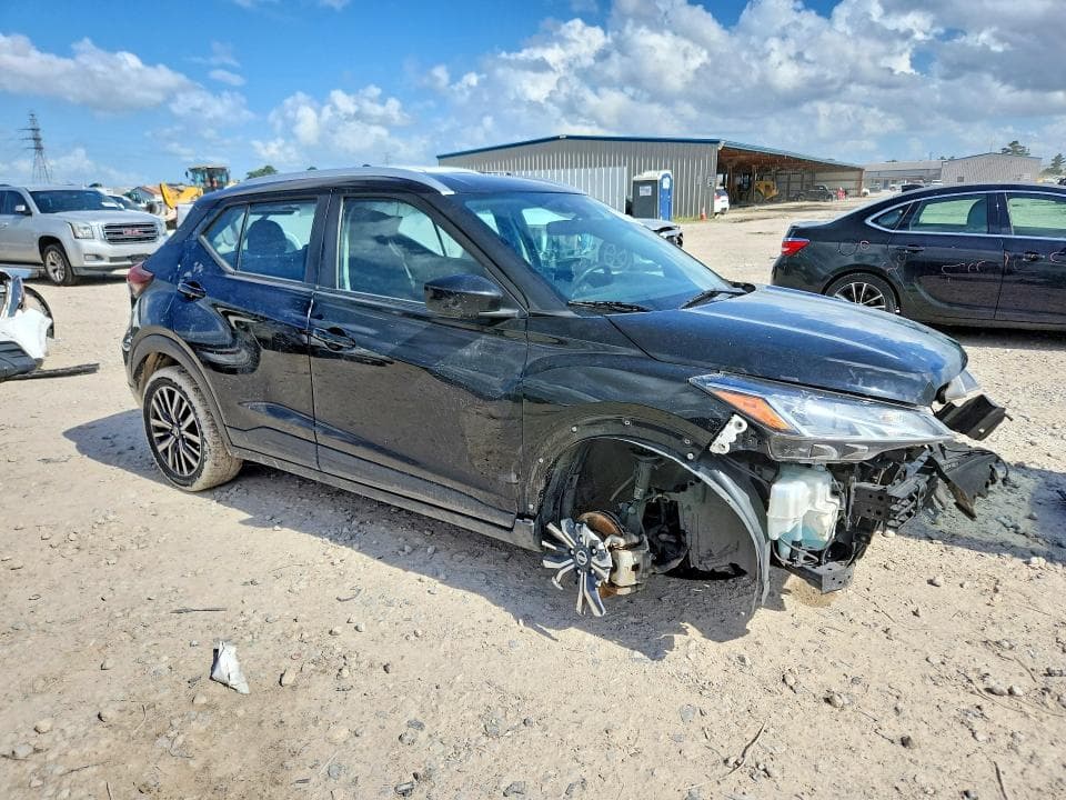 2021 NISSAN KICKS SV 4