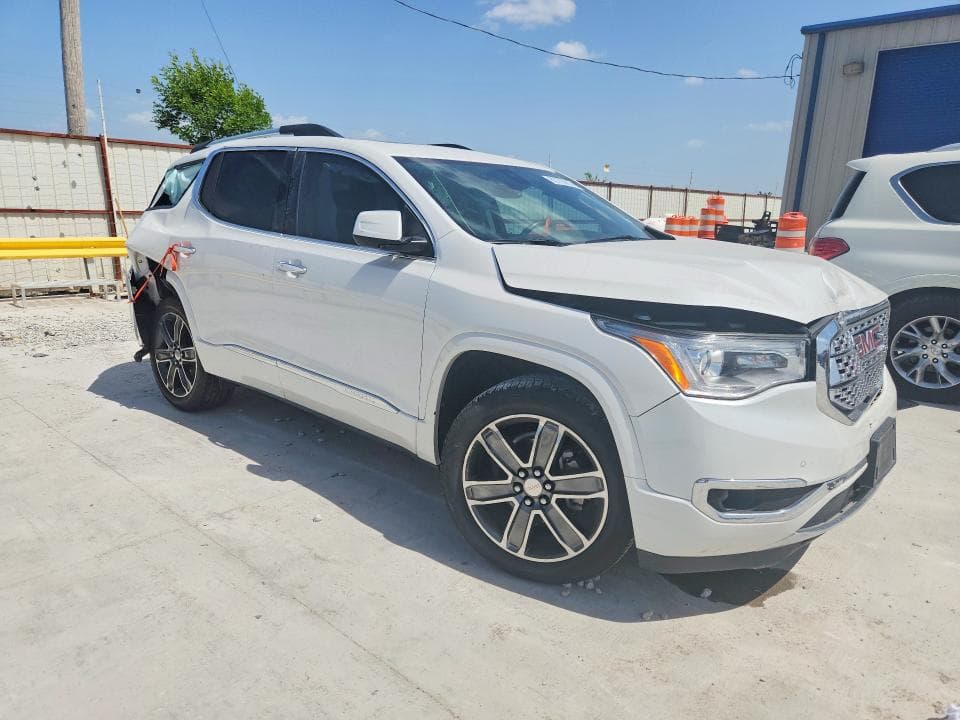 2018 GMC ACADIA DENALI 4