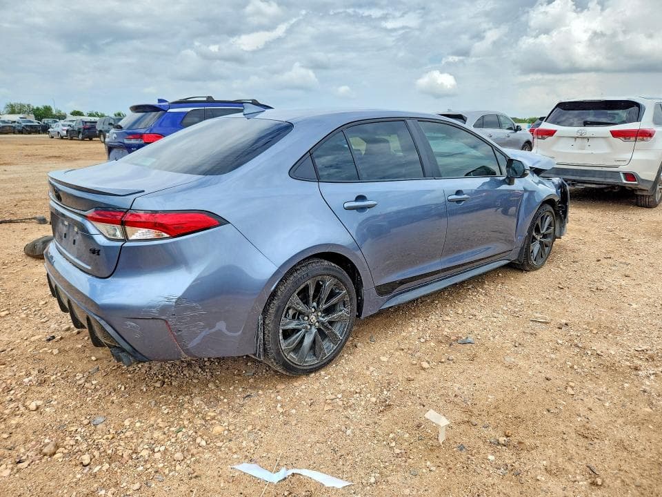 2025 TOYOTA COROLLA SE 3