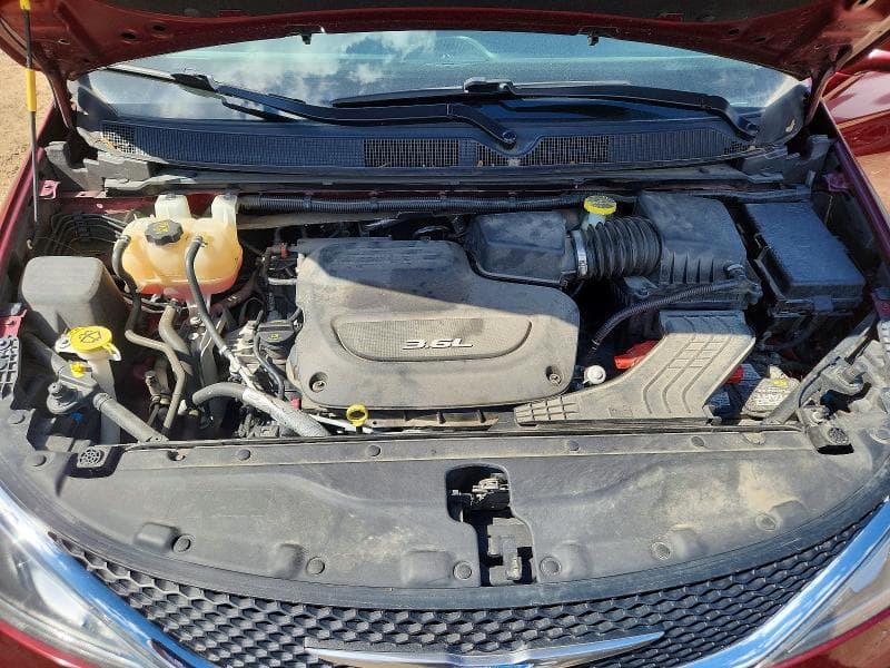 2018 CHRYSLER PACIFICA TOURING L 12