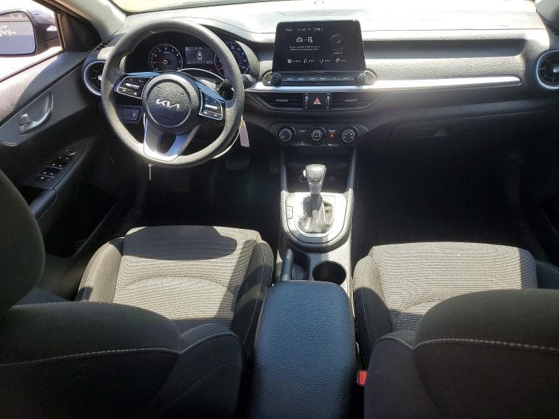 2024 KIA FORTE LXS 8