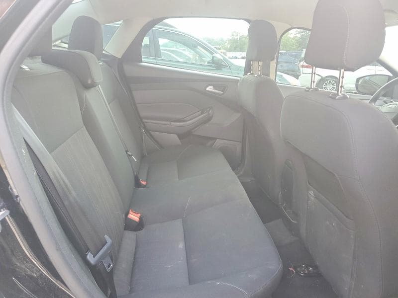 2018 FORD FOCUS SE 10