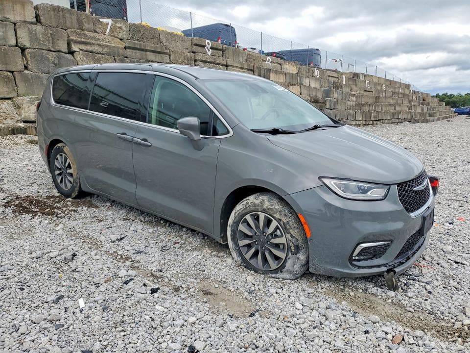 2022 CHRYSLER PACIFICA HYBRID TOURING L 4