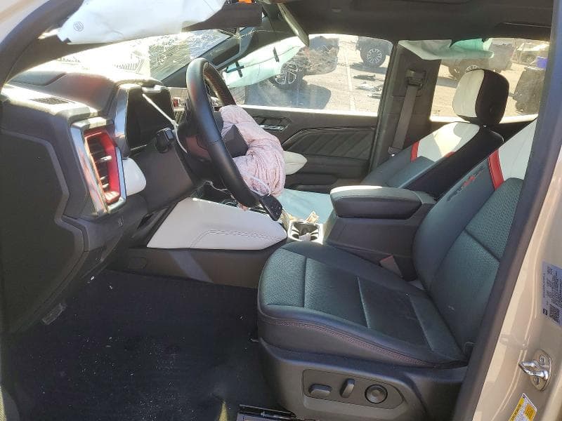 2024 GMC CANYON AT4X 7