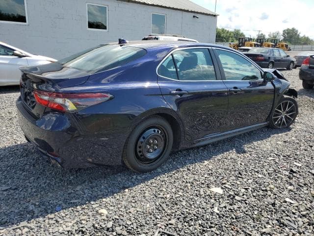 2022 TOYOTA CAMRY SE 3
