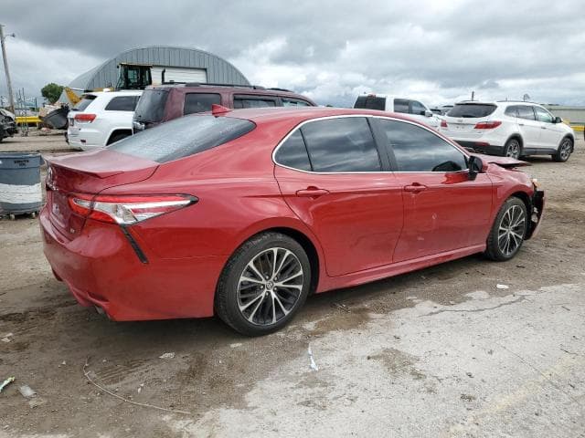 2020 TOYOTA CAMRY SE 3