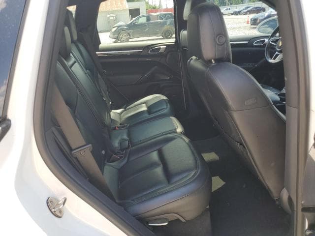 2017 PORSCHE CAYENNE 11