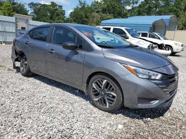 2024 NISSAN VERSA SR 4