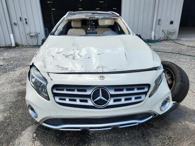 2018 MERCEDES-BENZ GLA 250 5