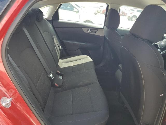 2019 KIA FORTE 10