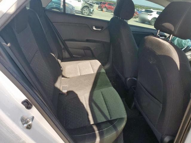 2019 KIA RIO S 10
