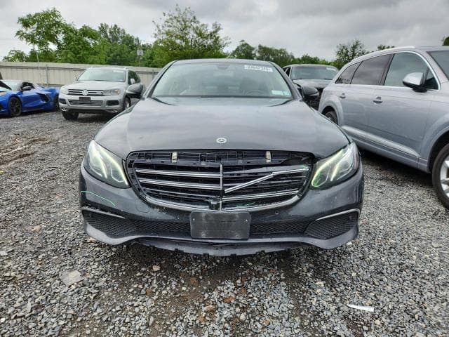2019 MERCEDES-BENZ E 300 4MATIC 5