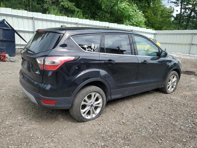 2017 FORD ESCAPE SE 3