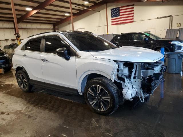 2024 MITSUBISHI ECLIPSE CROSS SE 4