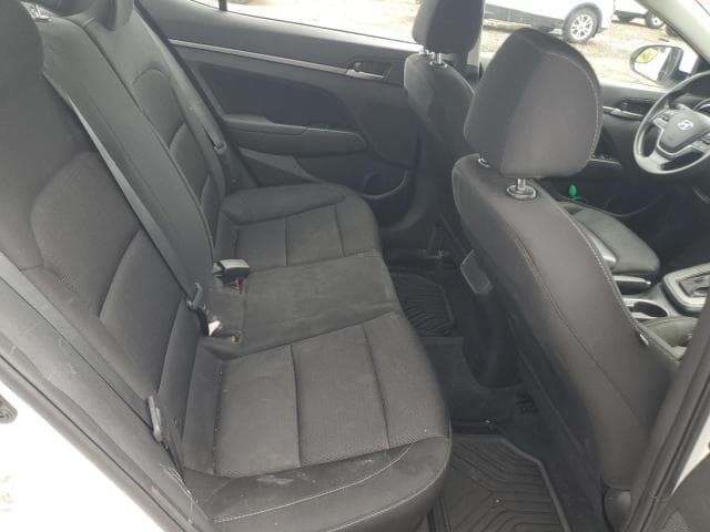2018 HYUNDAI ELANTRA SEL 10