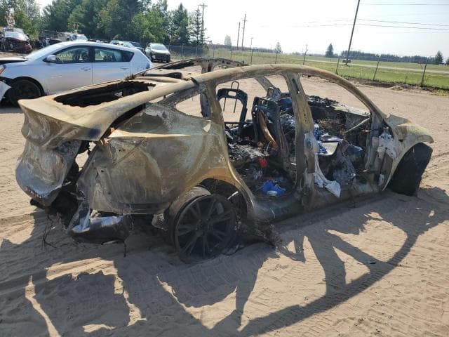 2025 TESLA MODEL Y 3