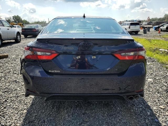 2022 TOYOTA CAMRY SE 6