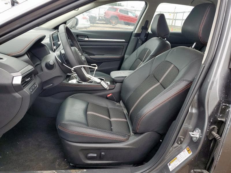 2025 NISSAN ALTIMA SR 7