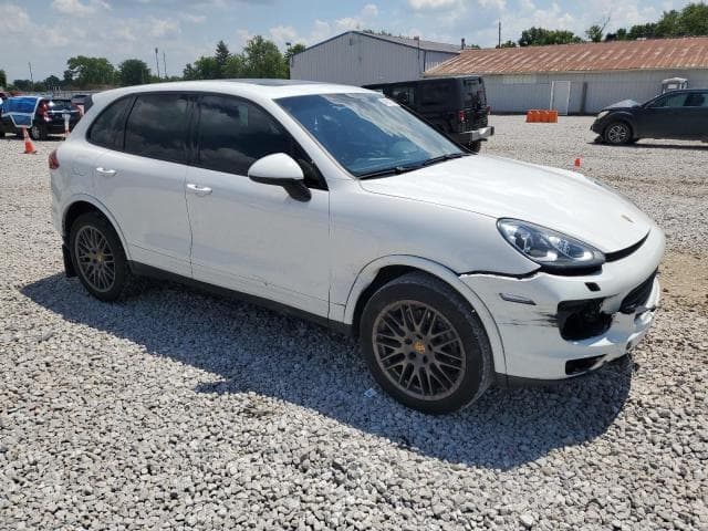 2017 PORSCHE CAYENNE 4