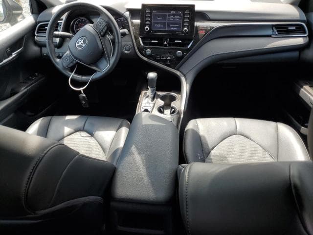 2022 TOYOTA CAMRY SE 8