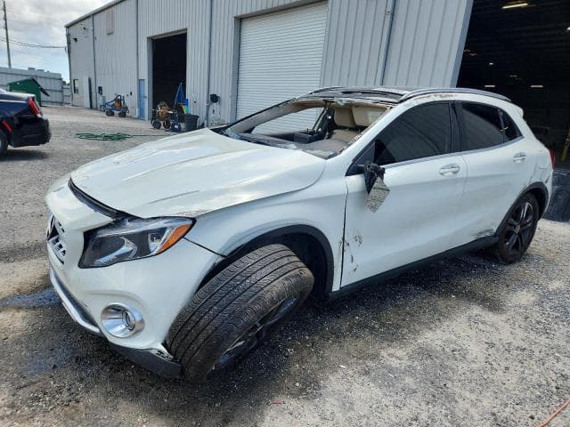 2018 MERCEDES-BENZ GLA 250 - 1