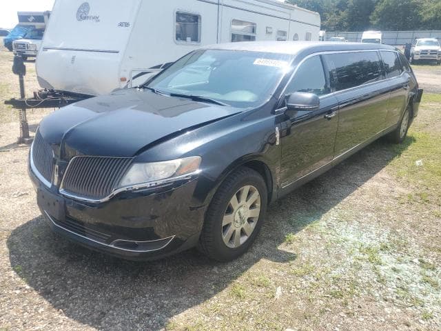 2013 LINCOLN MKT - 1