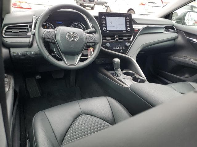2024 TOYOTA CAMRY SE 8