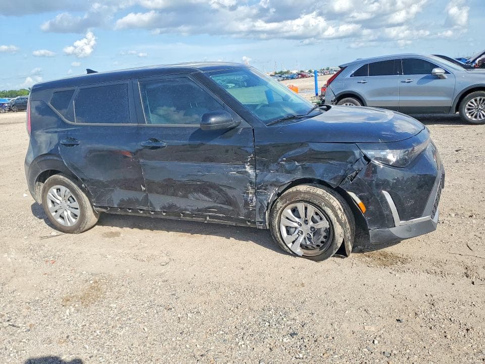 2024 KIA SOUL LX 4