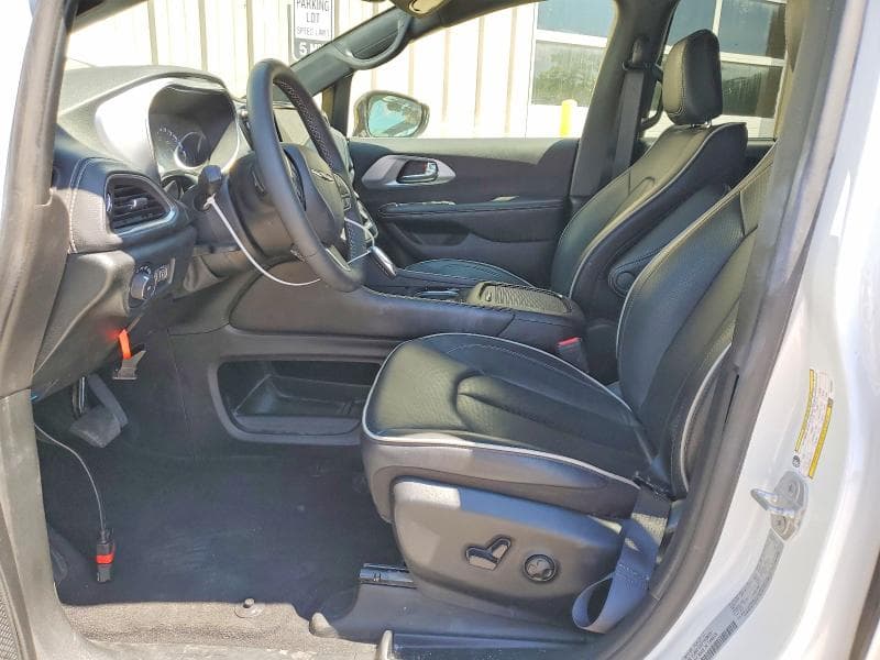 2026 CHRYSLER PACIFICA LIMITED 7