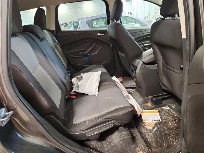 2018 FORD ESCAPE SE 11