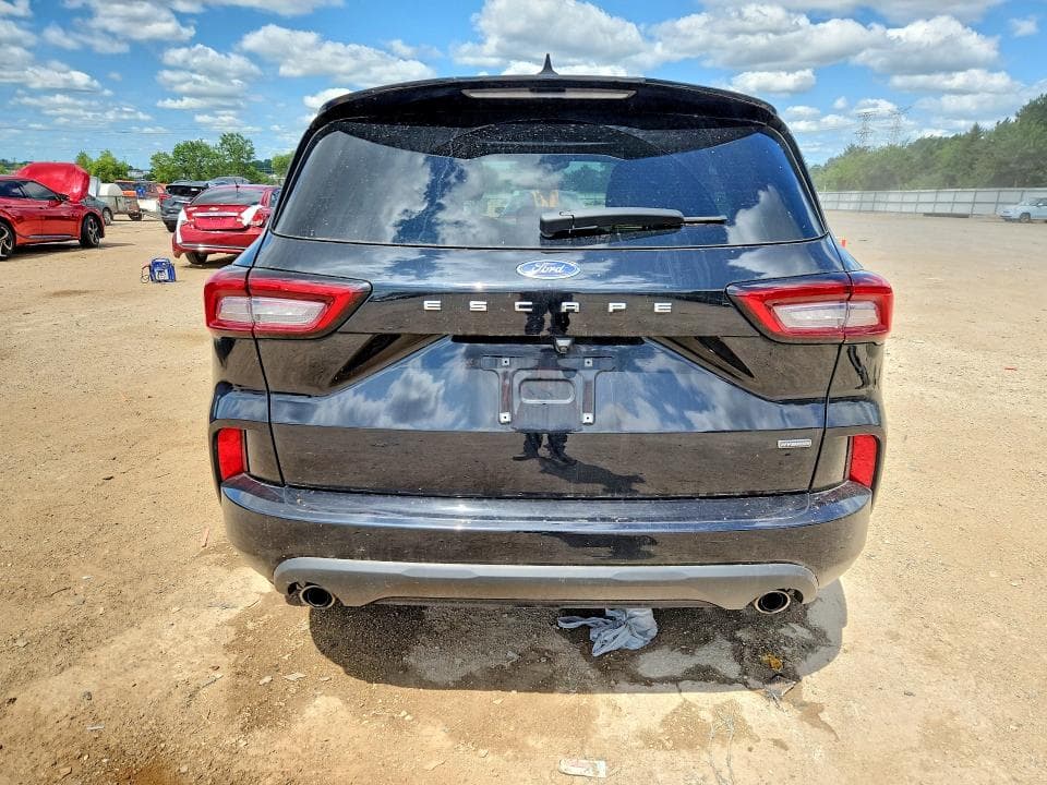 2023 FORD ESCAPE ST LINE 6